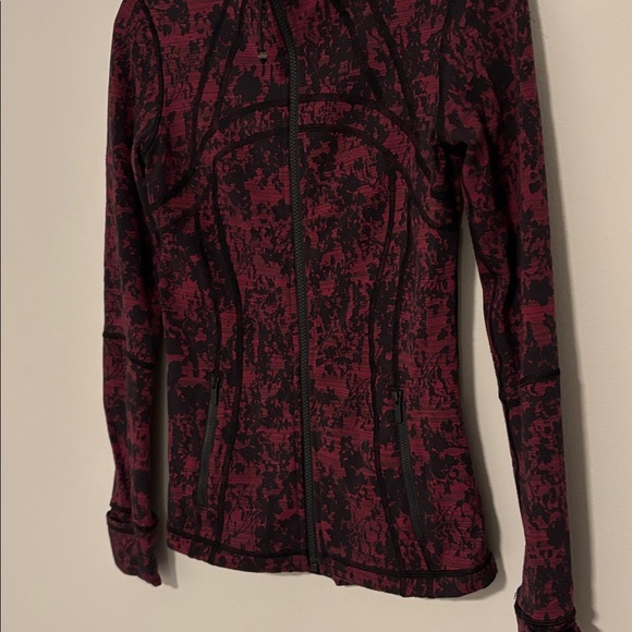 Lululemon Define Jacket *Luxtreme in Heritage 365 Camo Deep Coal Multi size 6 - Picture 4 of 7